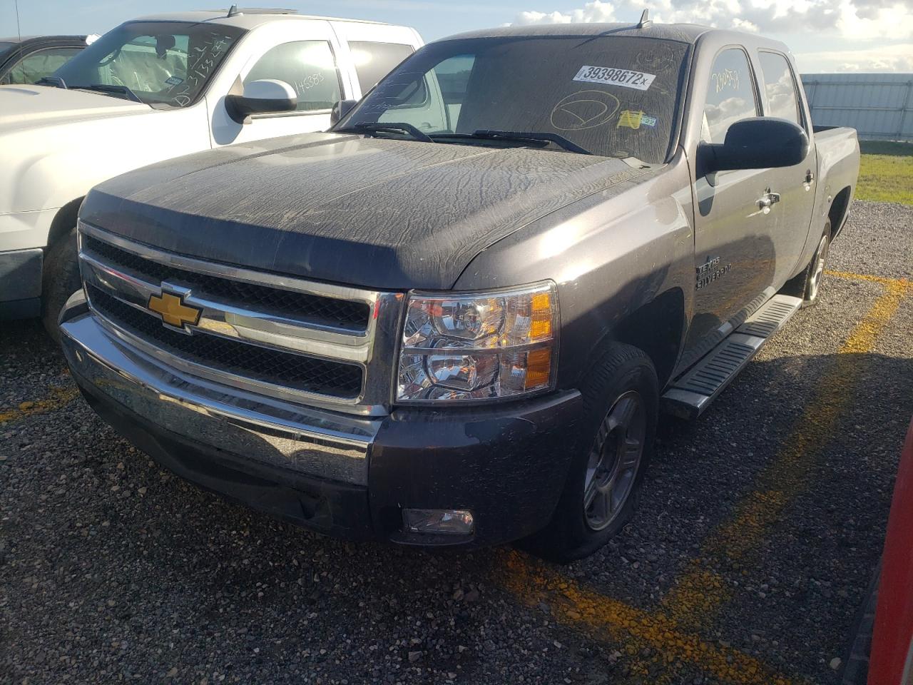 Photo 2 from auction – 2011 CHEVROLET SILVERADO with VIN 3GCPCSE06BG261481