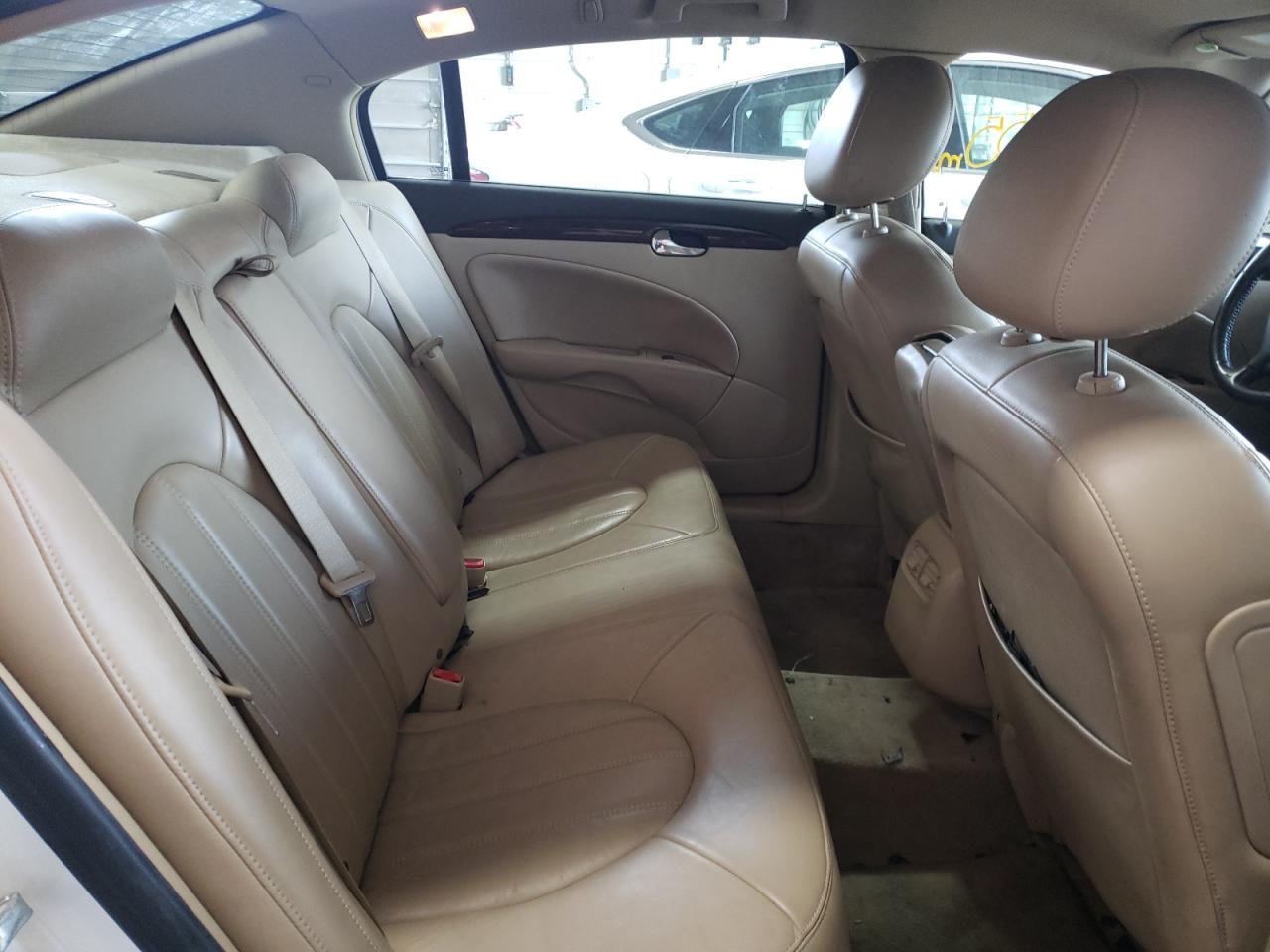 Photo 6 from auction – 2011 BUICK LUCERNE with VIN 1G4HC5EM4BU144905