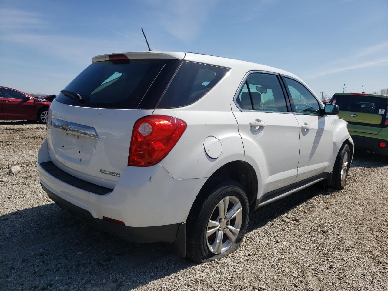 Photo 4 from auction – 2015 CHEVROLET EQUINOX LS with VIN 2GNFLEEK2F6235600