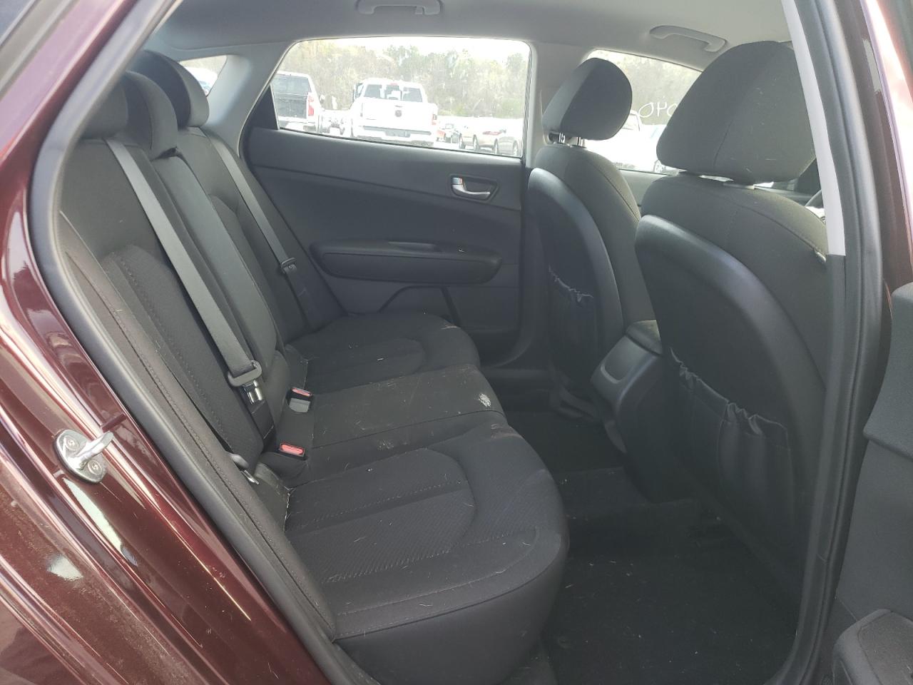 Photo 6 from auction – 2018 KIA OPTIMA LX with VIN 5XXGT4L32JG236183