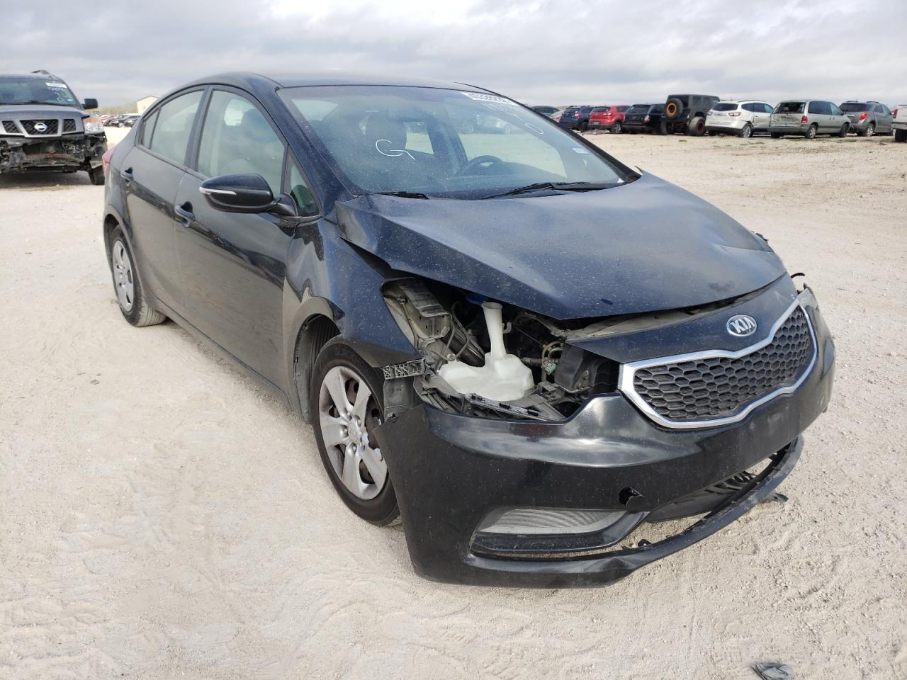 KIA FORTE LX 2015 with VIN KNAFX4A64F5416772 - Photo from auction