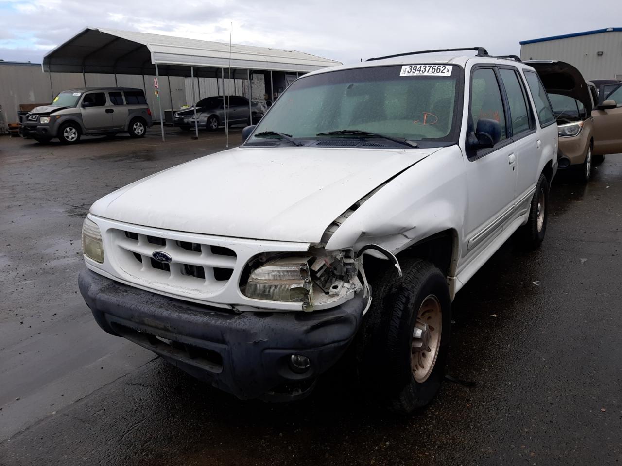 Photo 2 from auction – 2000 FORD EXPLORER X with VIN 1FMZU62X3YZB14909