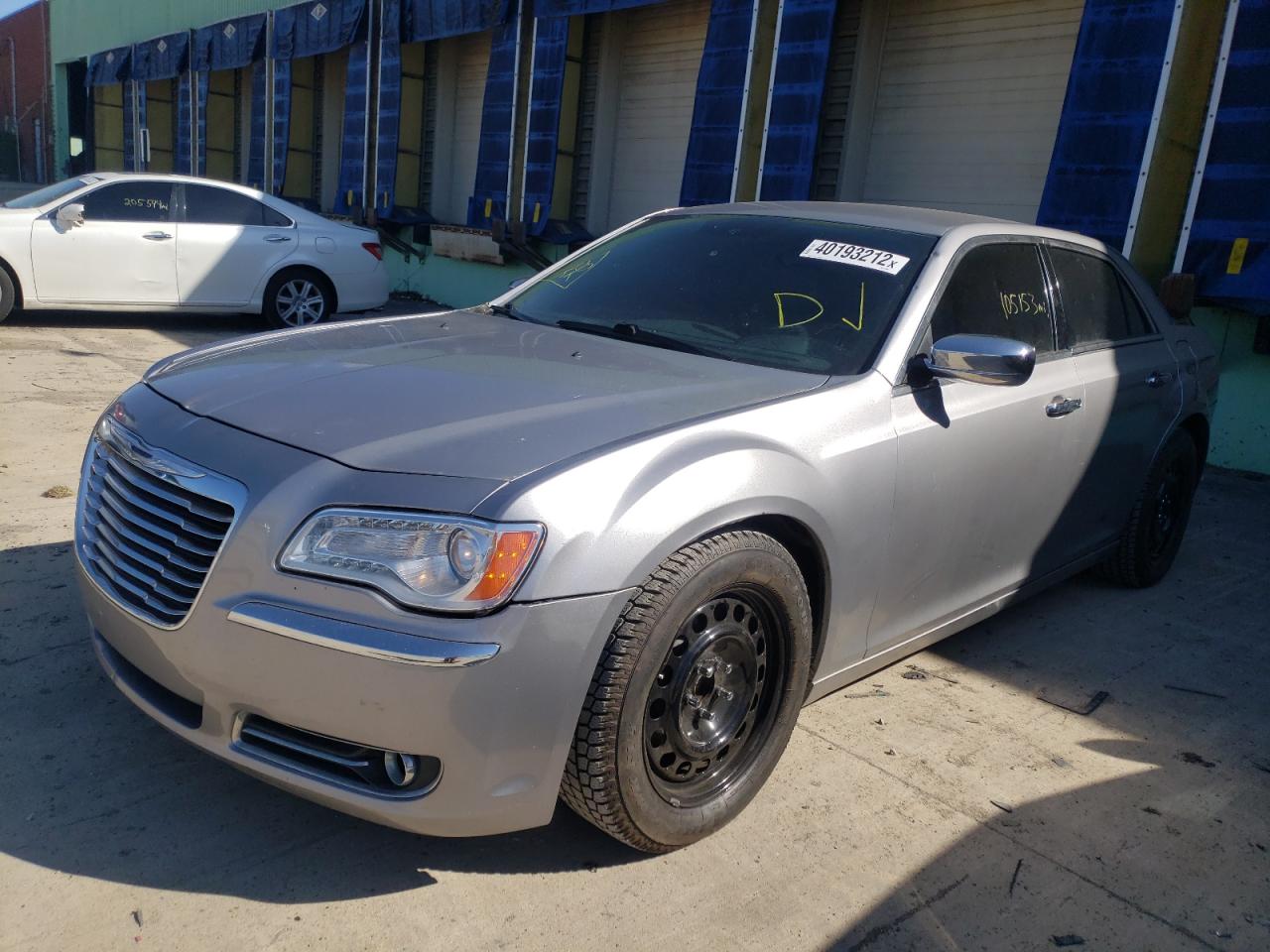 صورة رقم 2 من المزاد - 2013 CHRYSLER 300C مع VIN 2C3CCAET1DH647087