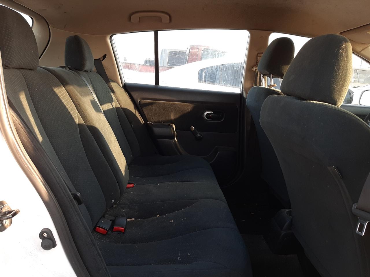 Фото 6 с аукциона – 2011 NISSAN VERSA S с VIN 3N1BC1CP8BL453970