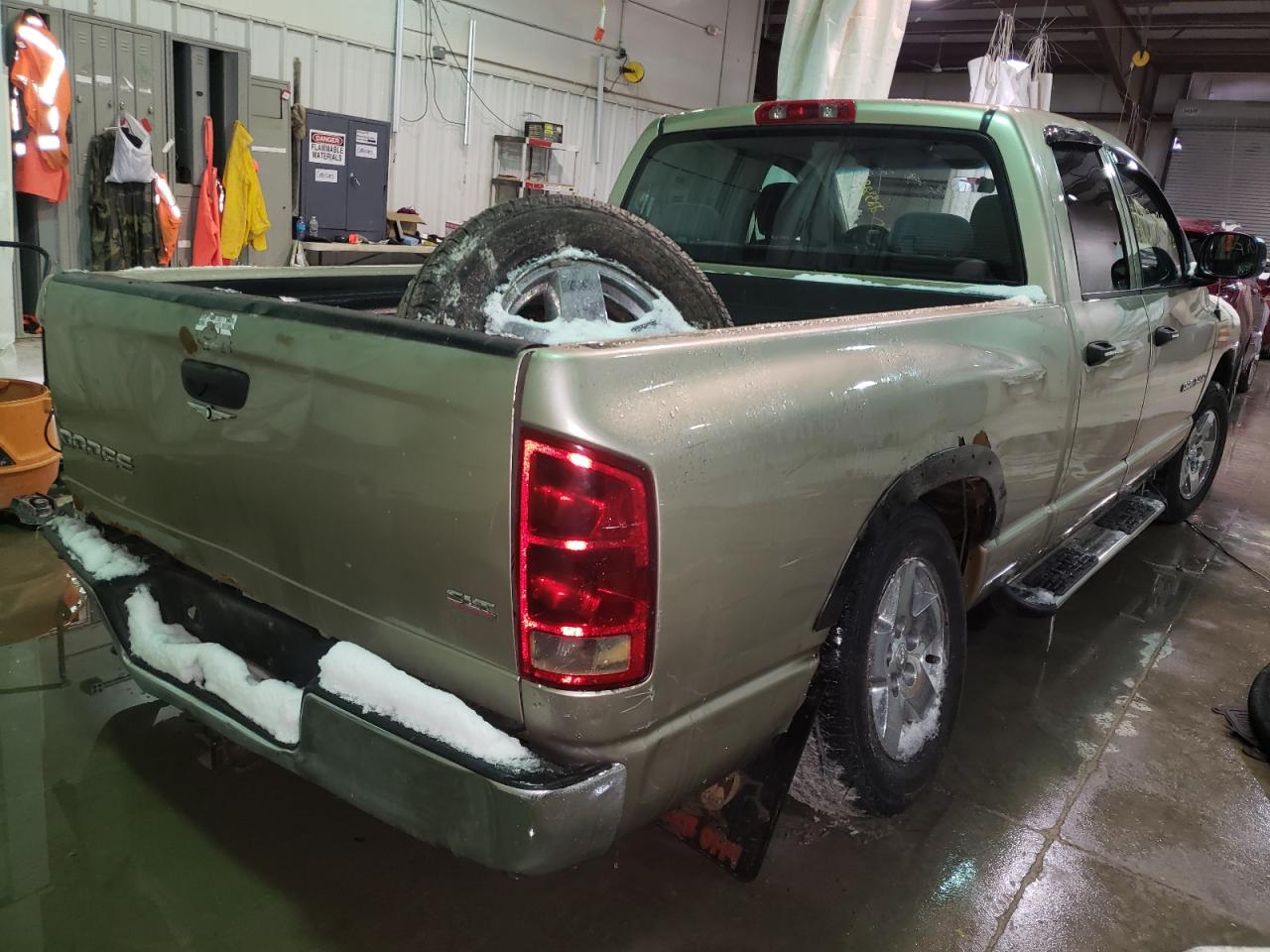 Photo 4 from auction – 2004 DODGE RAM 1500 S with VIN 1D7HA18N84J253000