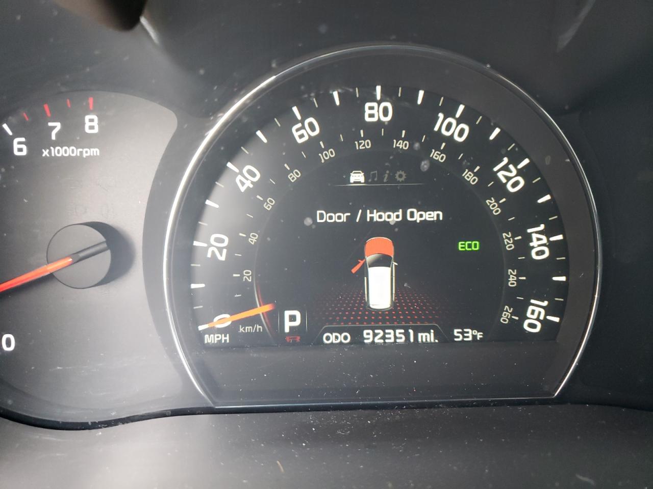 Photo 8 from auction – 2015 KIA SORENTO EX with VIN 5XYKU4A79FG632515