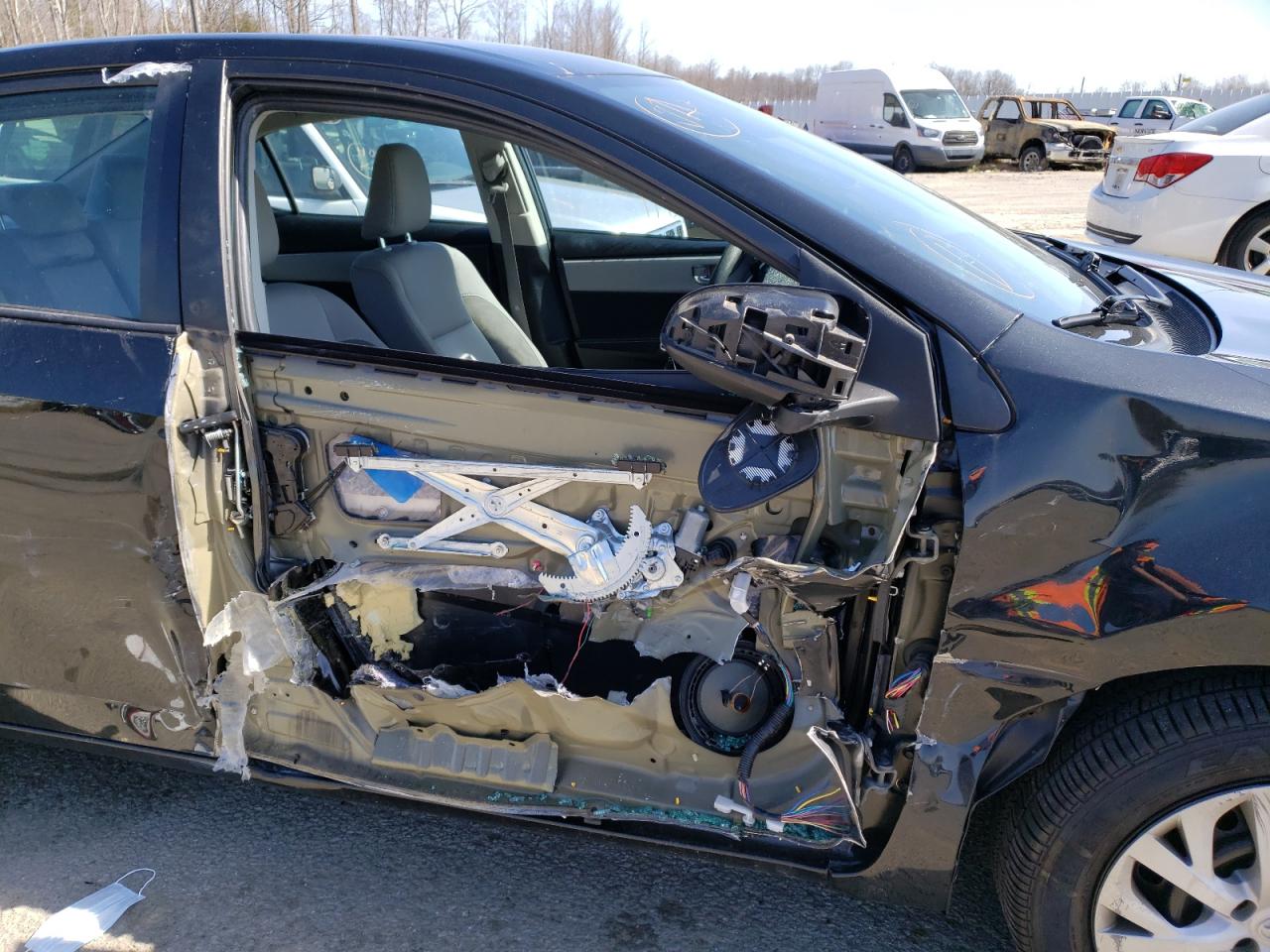 Photo 9 from auction – 2018 TOYOTA COROLLA L with VIN 2T1BURHE8JC015869