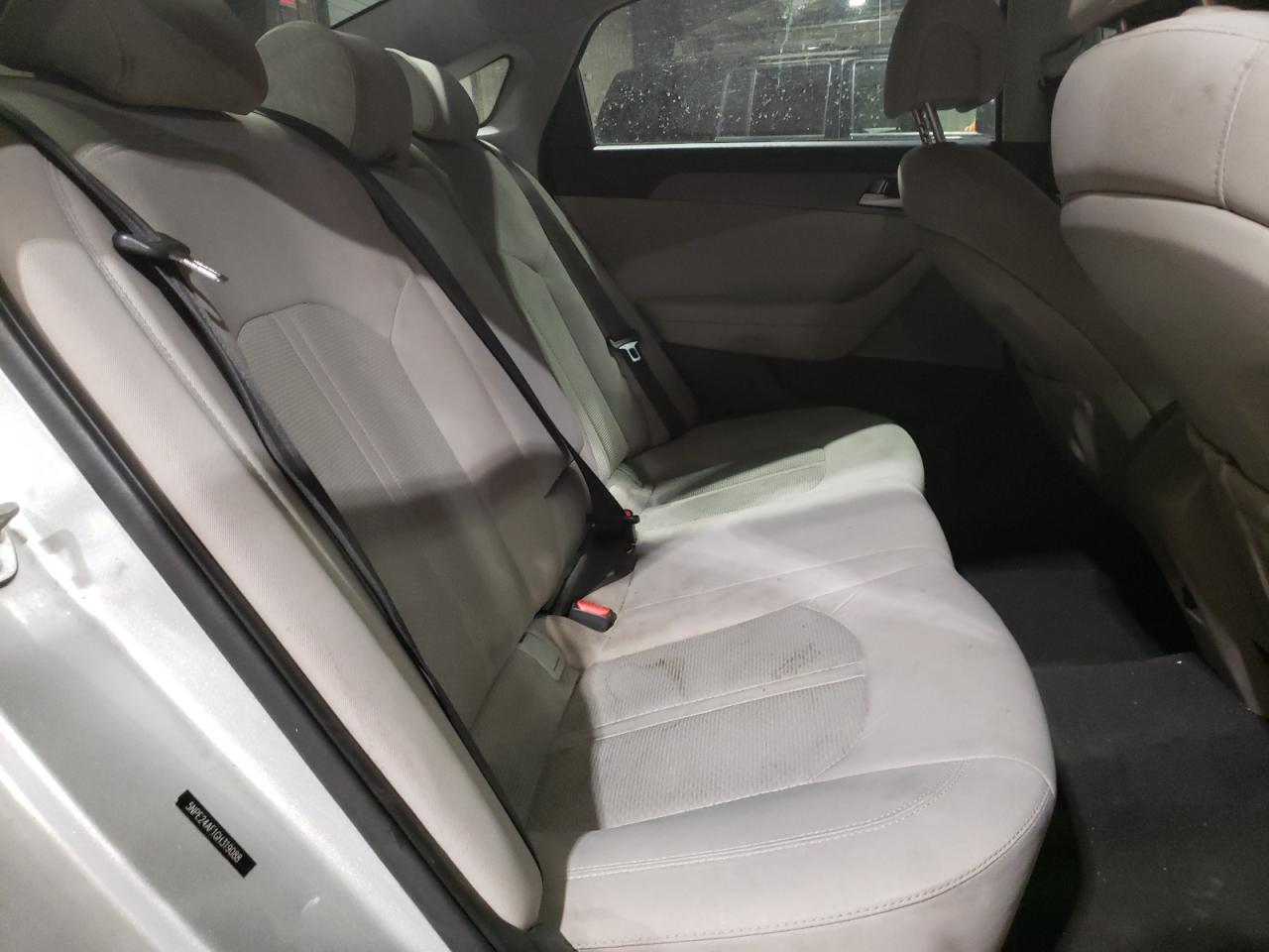 Photo 6 from auction – 2016 HYUNDAI SONATA SE with VIN 5NPE24AF1GH319088
