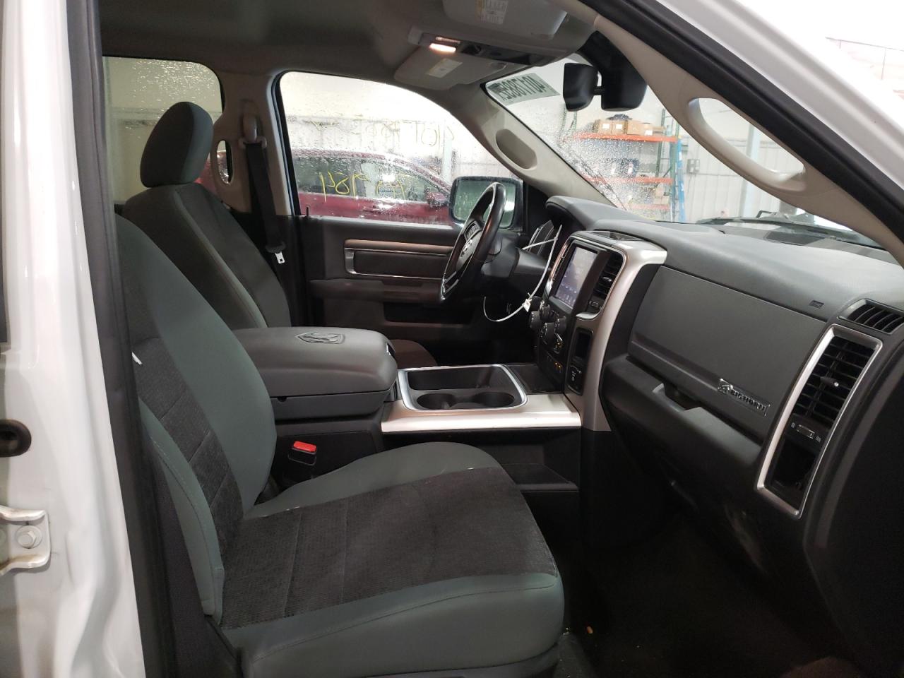 Foto 5 de la subasta – 2017 RAM 1500 SLT con VIN 3C6RR7LT9HG564577