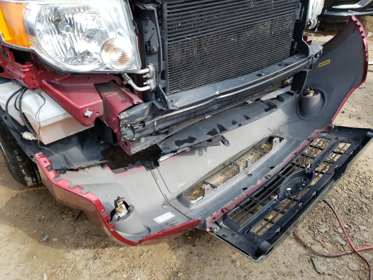 Photo 9 from auction – 2008 FORD ESCAPE LIM with VIN 1FMCU04108KE64907