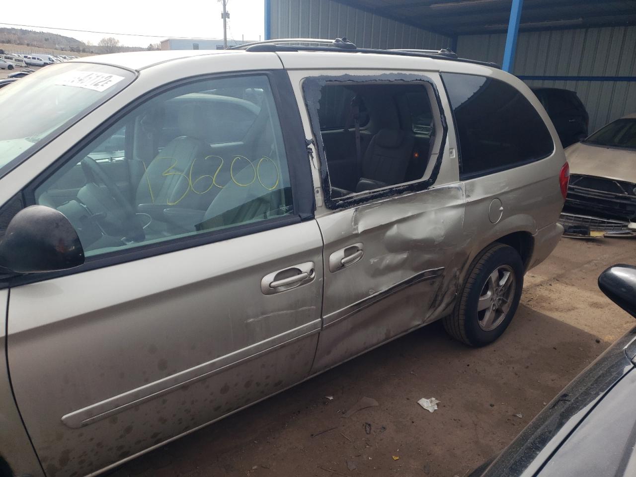 Photo 9 from auction – 2006 DODGE GRAND CARA with VIN 2D4GP44L16R624039