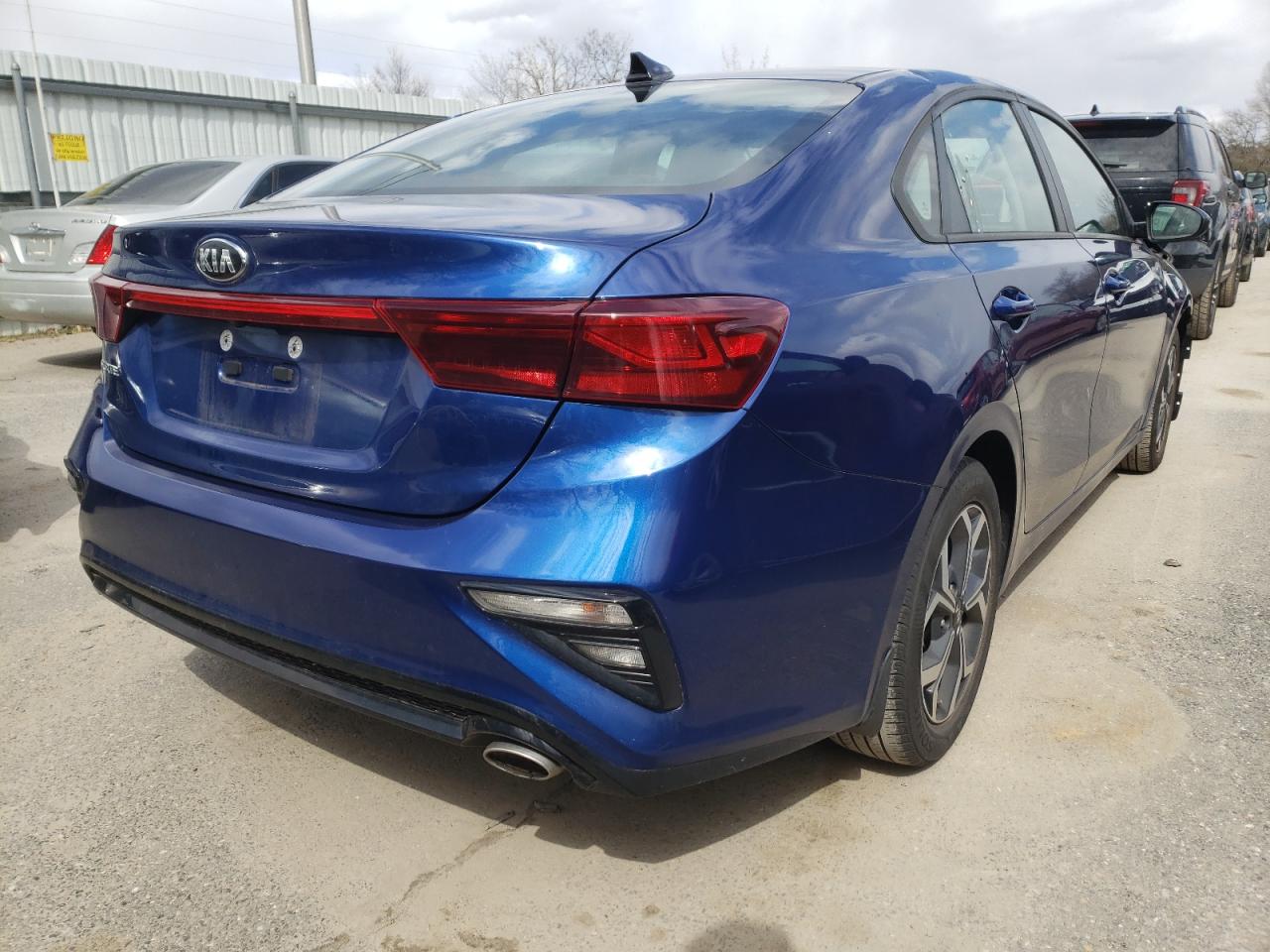 Photo 4 from auction – 2019 KIA FORTE FE with VIN 3KPF24AD0KE061744