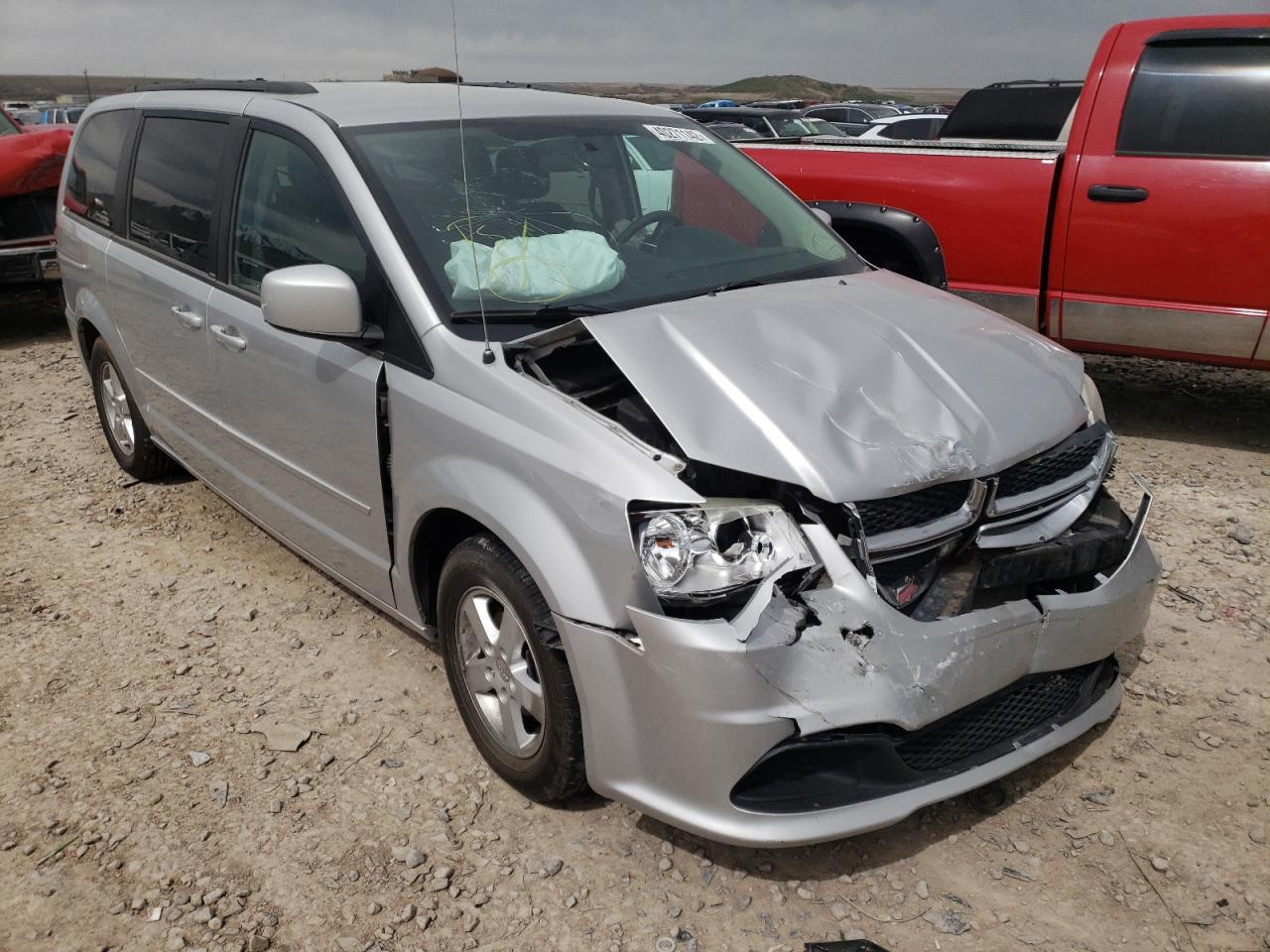 DODGE GRAND CARA 2012 with VIN 2C4RDGCG3CR145640 - Photo from auction