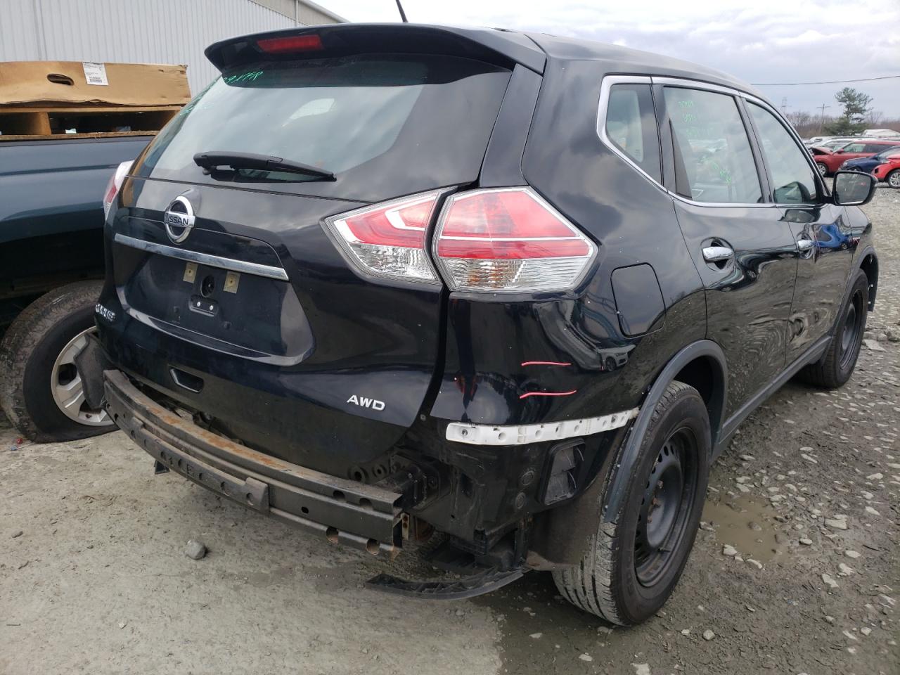 Photo 4 from auction – 2015 NISSAN ROGUE S with VIN KNMAT2MVXFP564798