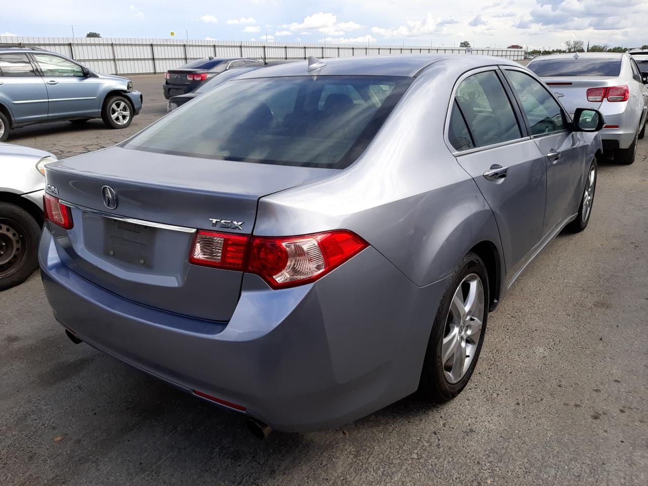 Photo 4 from auction – 2011 ACURA TSX with VIN JH4CU2F64BC003248