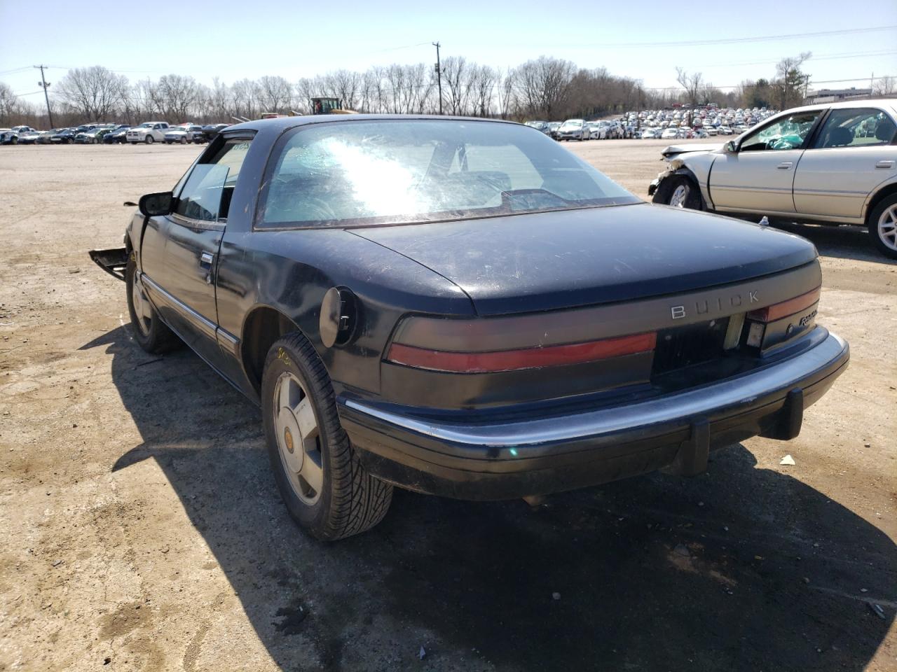 Photo 3 from auction – 1989 BUICK REATTA with VIN 1G4EC11C1KB902865