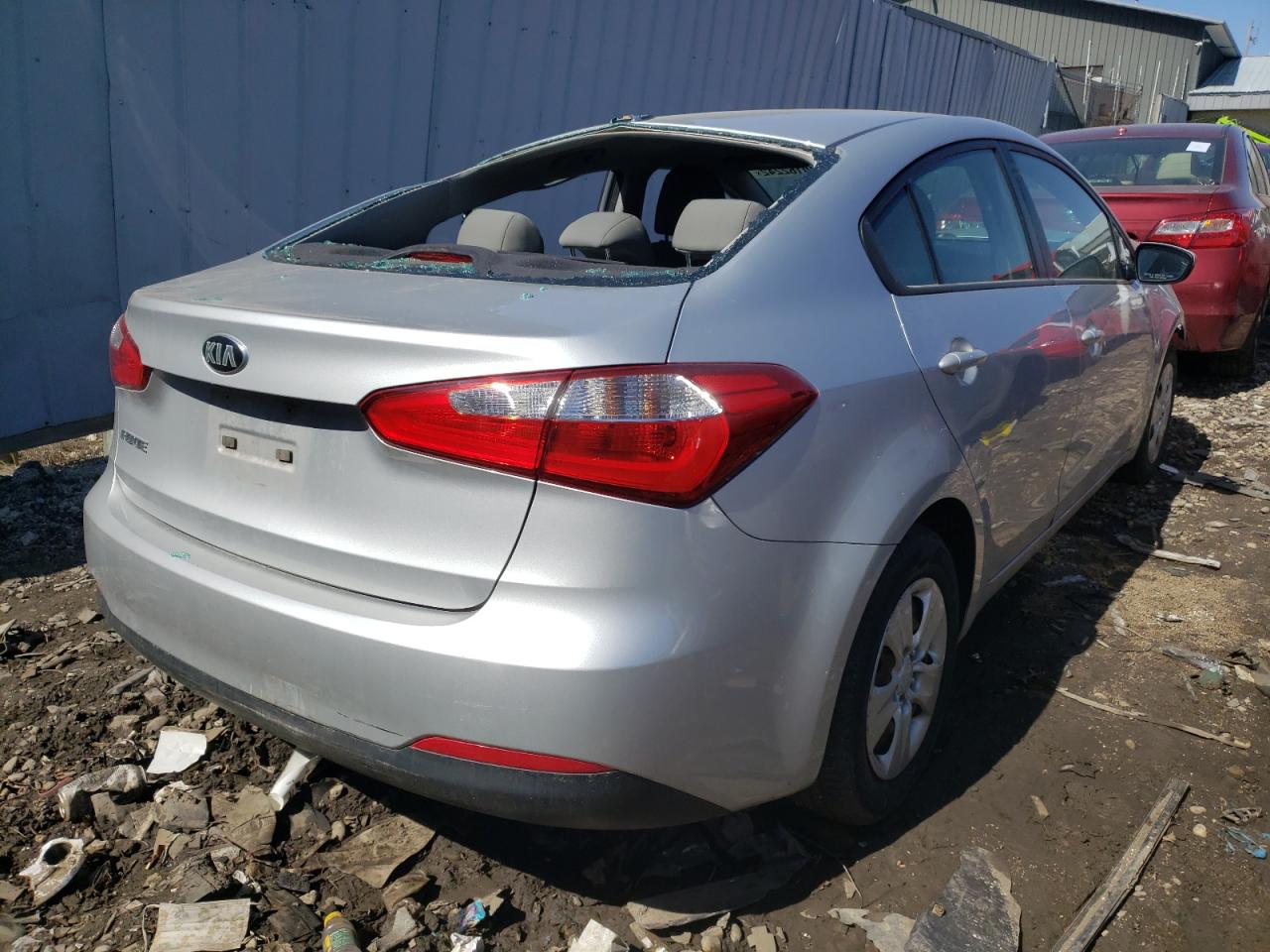 Photo 4 from auction – 2016 KIA FORTE LX with VIN KNAFK4A67G5513982