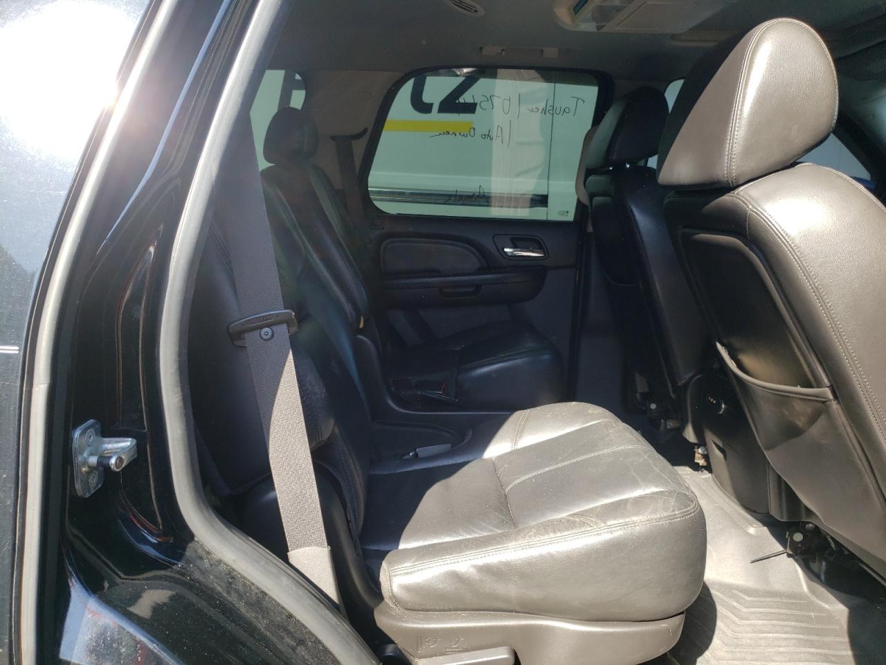 Photo 6 from auction – 2008 GMC YUKON DENA with VIN 1GKFK63808J242547