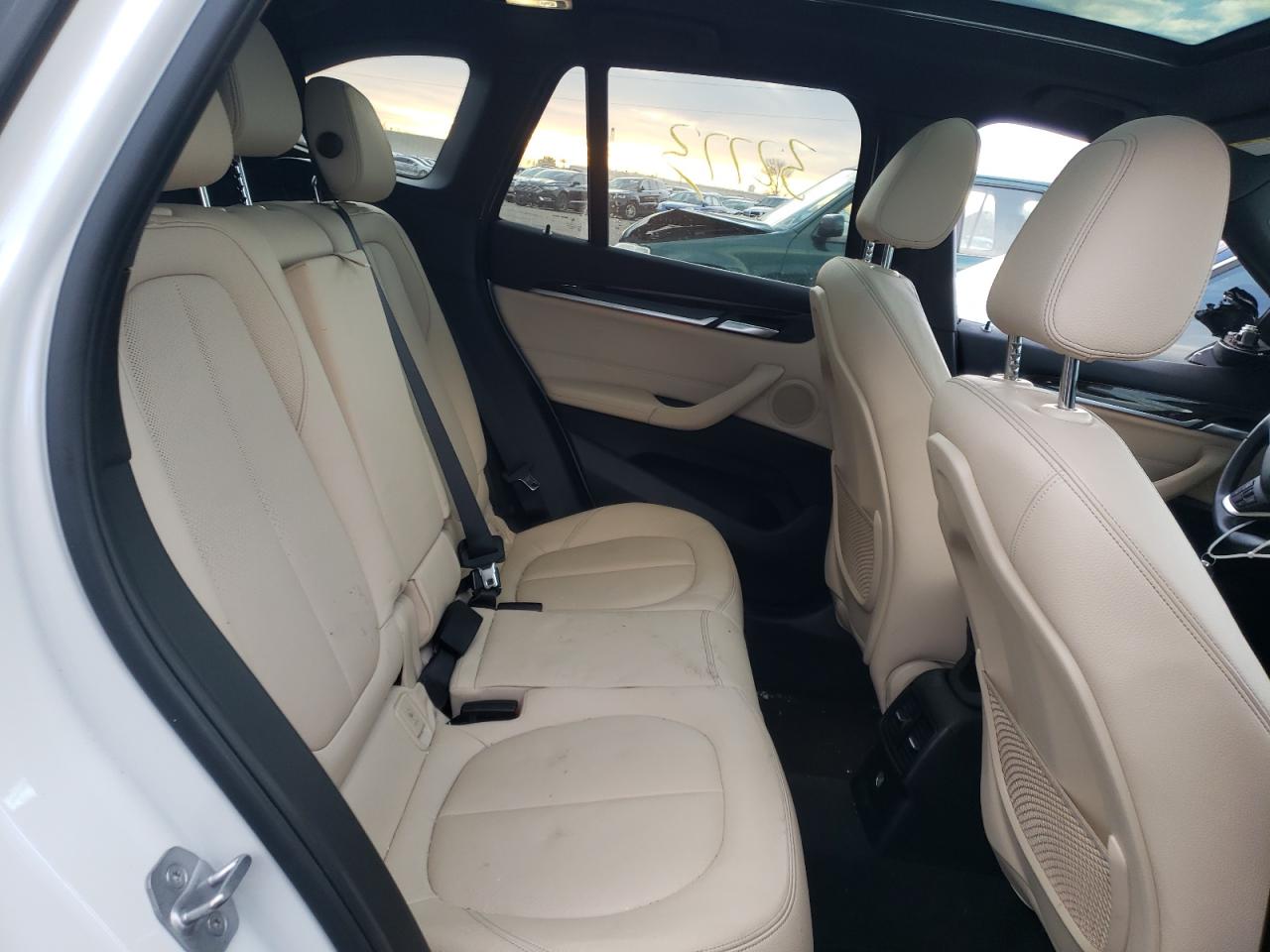 Photo 6 from auction – 2016 BMW X1 XDRIVE2 with VIN WBXHT3C38G5F67187
