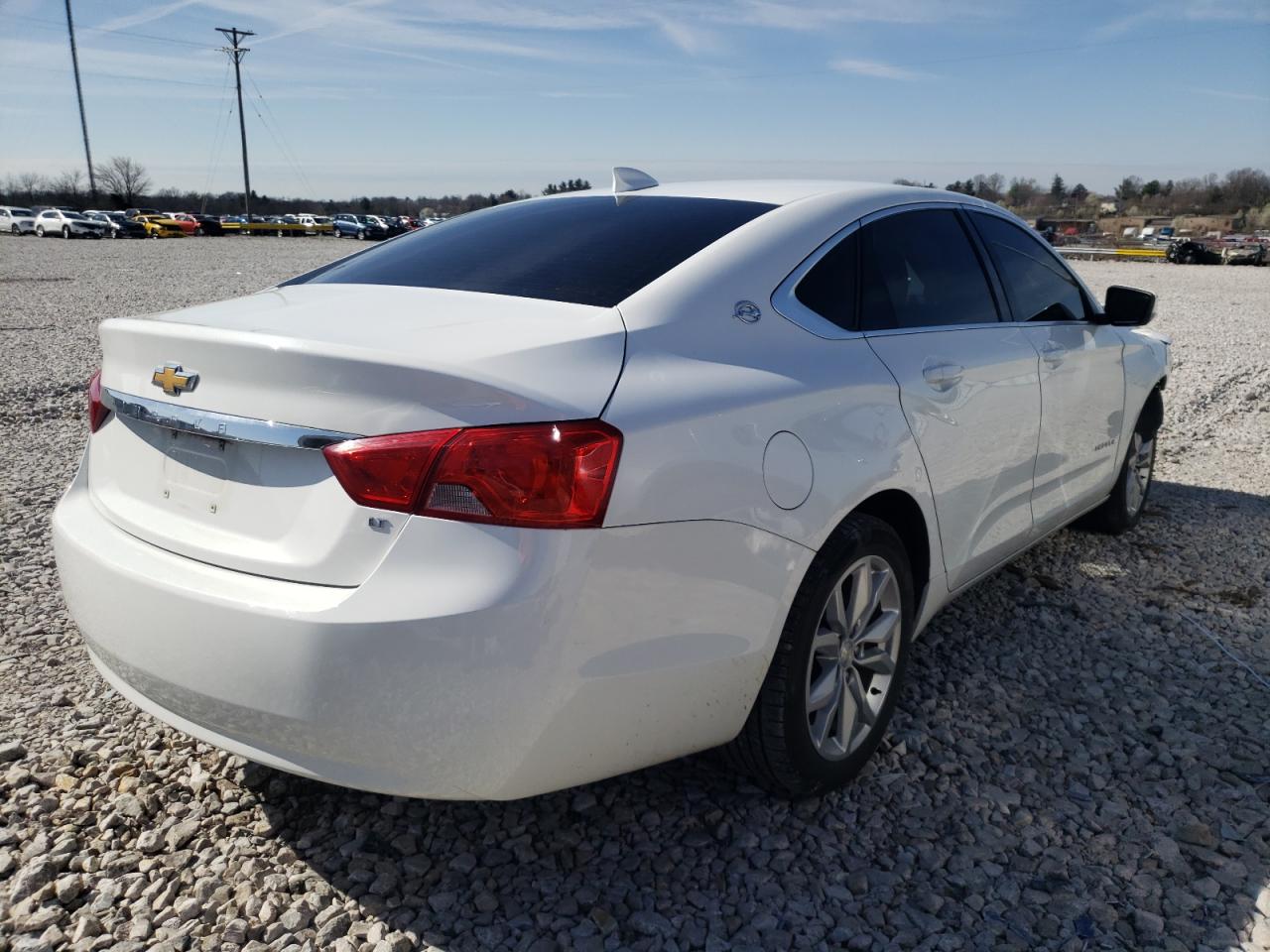 Photo 4 from auction – 2017 CHEVROLET IMPALA LT with VIN 1G1105SA1HU141910