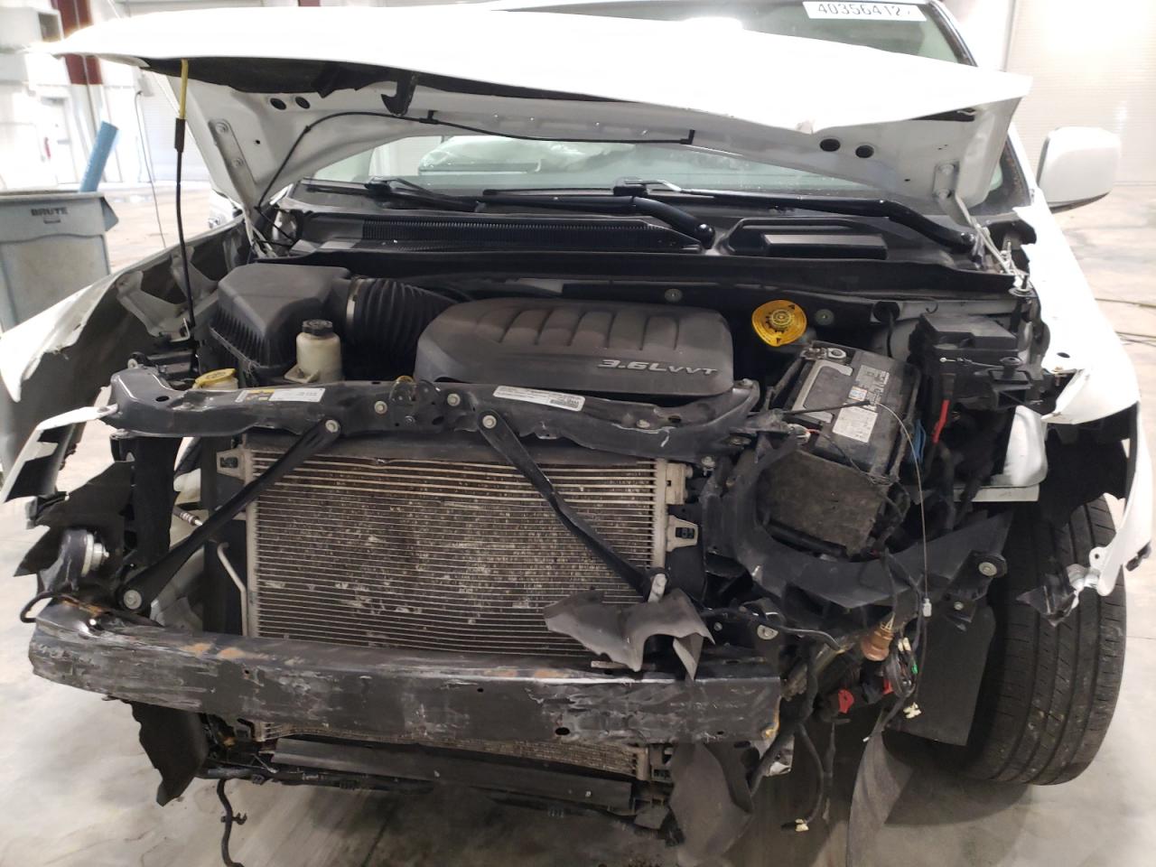 Photo 9 from auction – 2016 CHRYSLER TOWN & COU with VIN 2C4RC1BG4GR303538