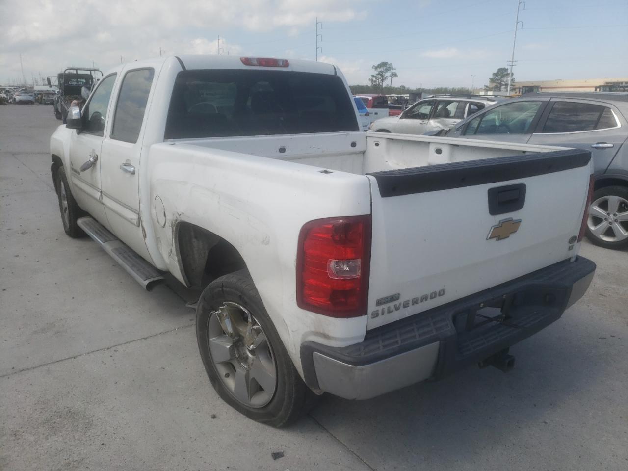 Photo 3 from auction – 2011 CHEVROLET SILVERADO with VIN 3GCPCSE09BG102437