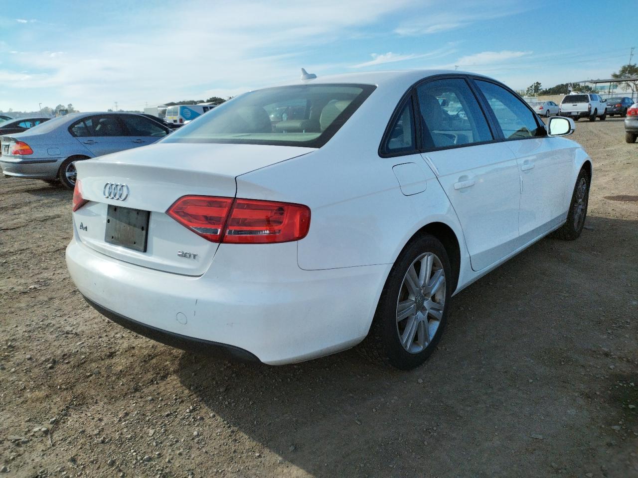 Photo 4 from auction – 2011 AUDI A4 PREMIUM with VIN WAUAFAFL2BN049665
