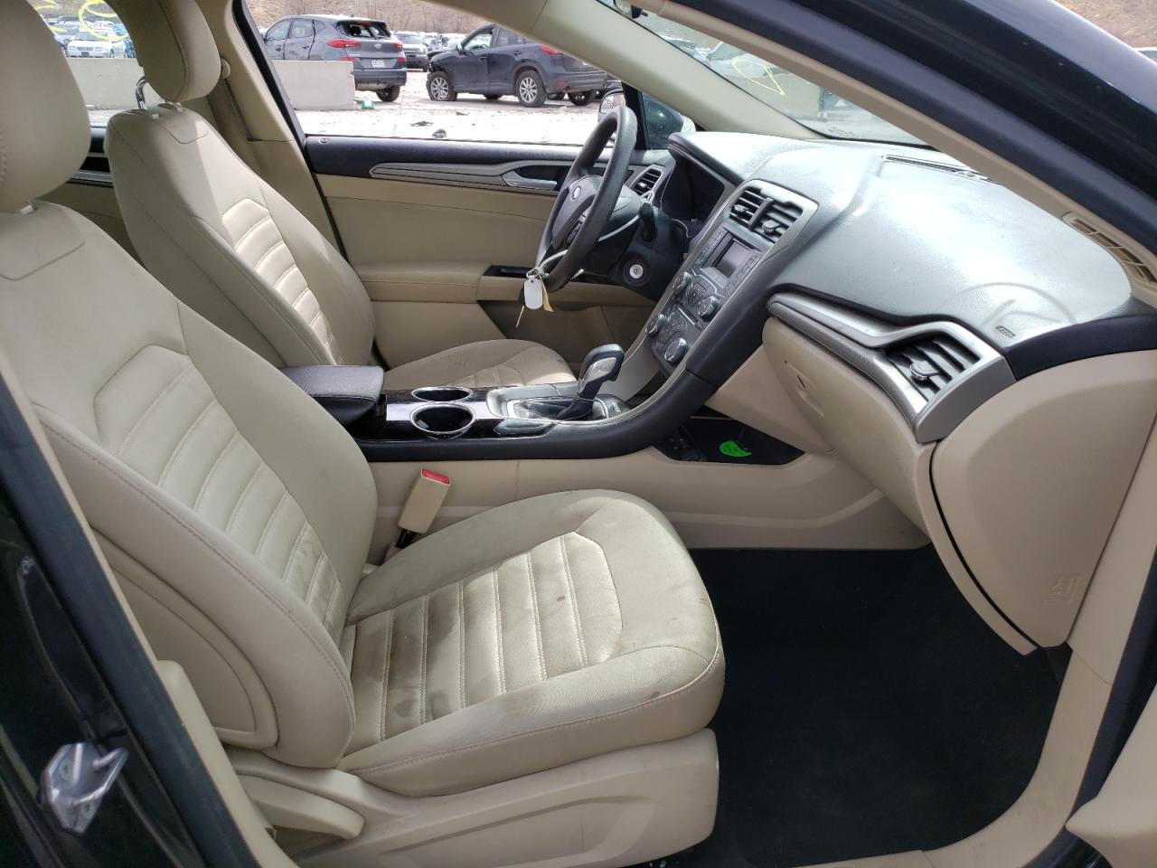Photo 5 from auction – 2013 FORD FUSION SE with VIN 3FA6P0H7XDR148014