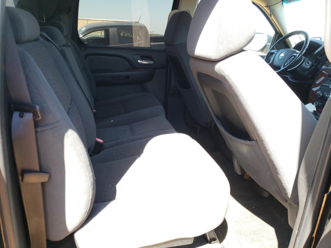 Photo 6 from auction – 2007 CHEVROLET AVALANCHE with VIN 3GNEC12077G307484