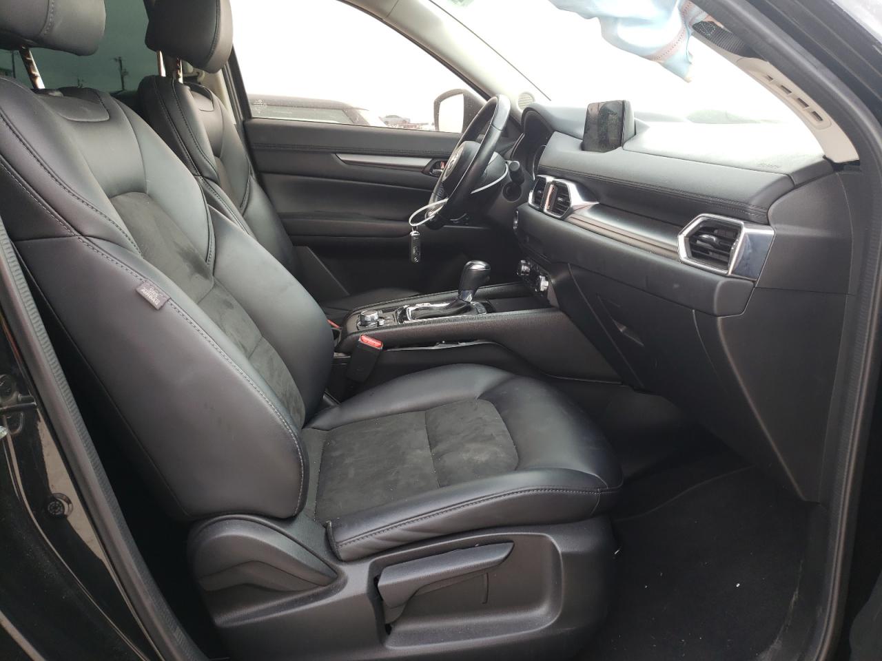 Photo 5 from auction – 2018 MAZDA CX-5 TOURI with VIN JM3KFACM2J0345163