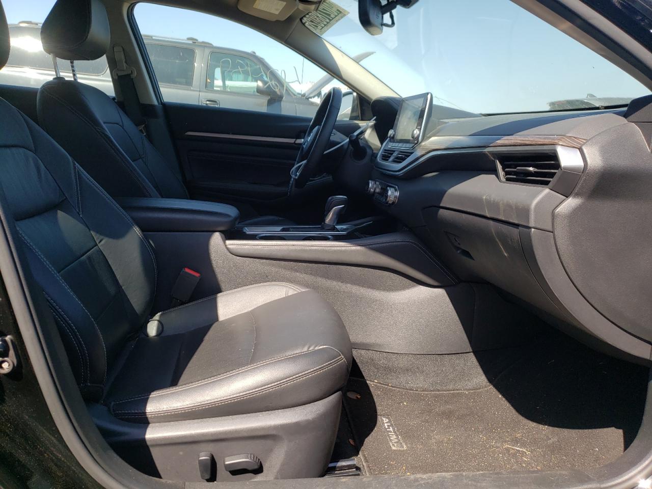 Photo 5 from auction – 2020 NISSAN ALTIMA PLA with VIN 1N4AL4FV4LN307223