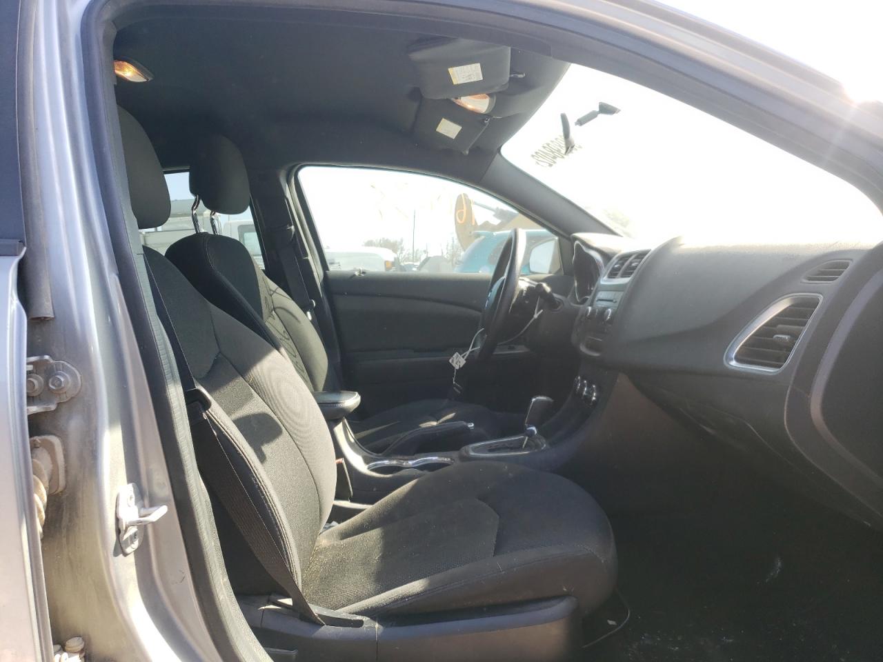 Photo 5 from auction – 2014 DODGE AVENGER SE with VIN 1C3CDZAG2EN111200