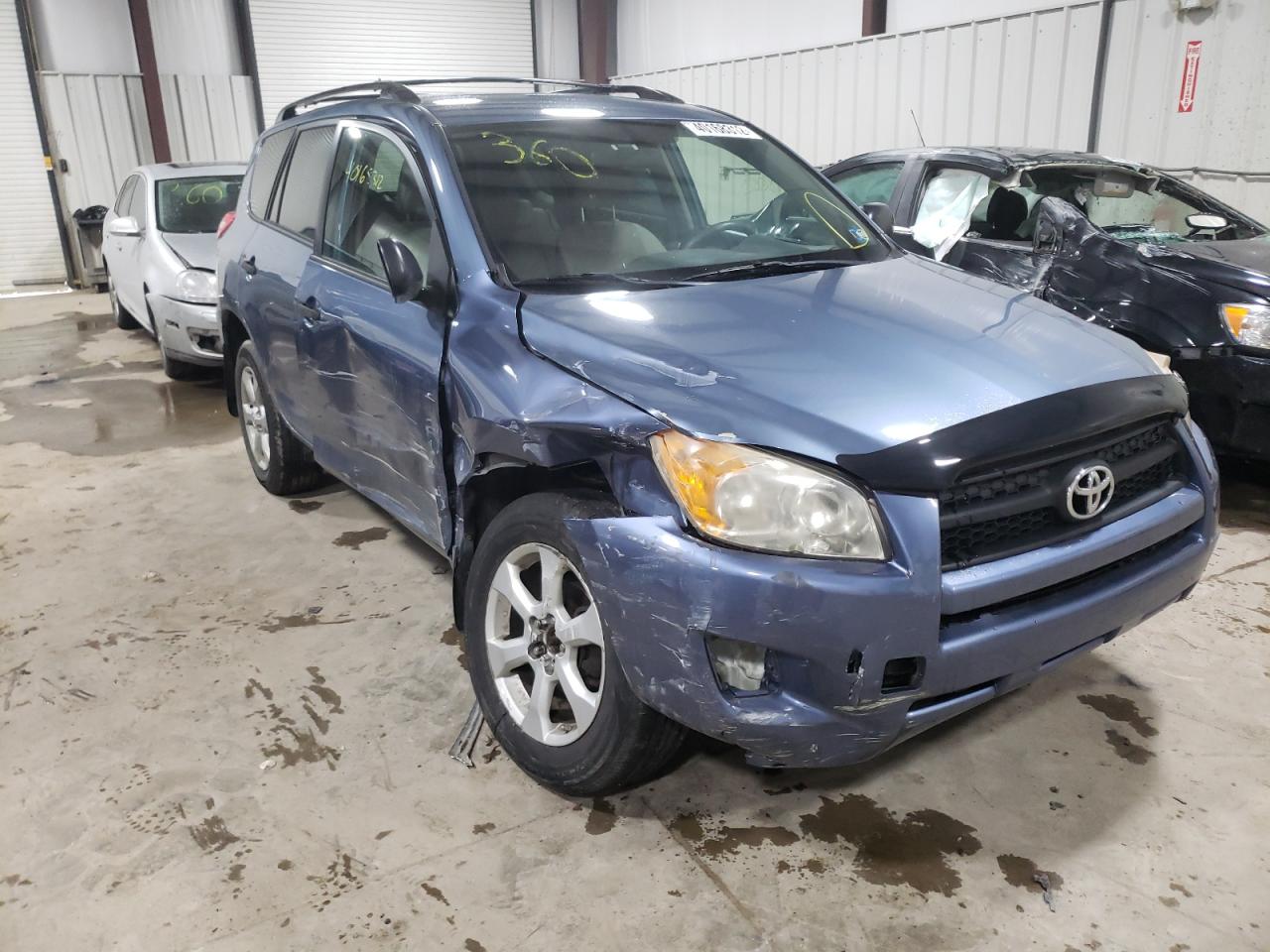 TOYOTA RAV4 2009 with VIN JTMBF33V795017071 - Photo from auction