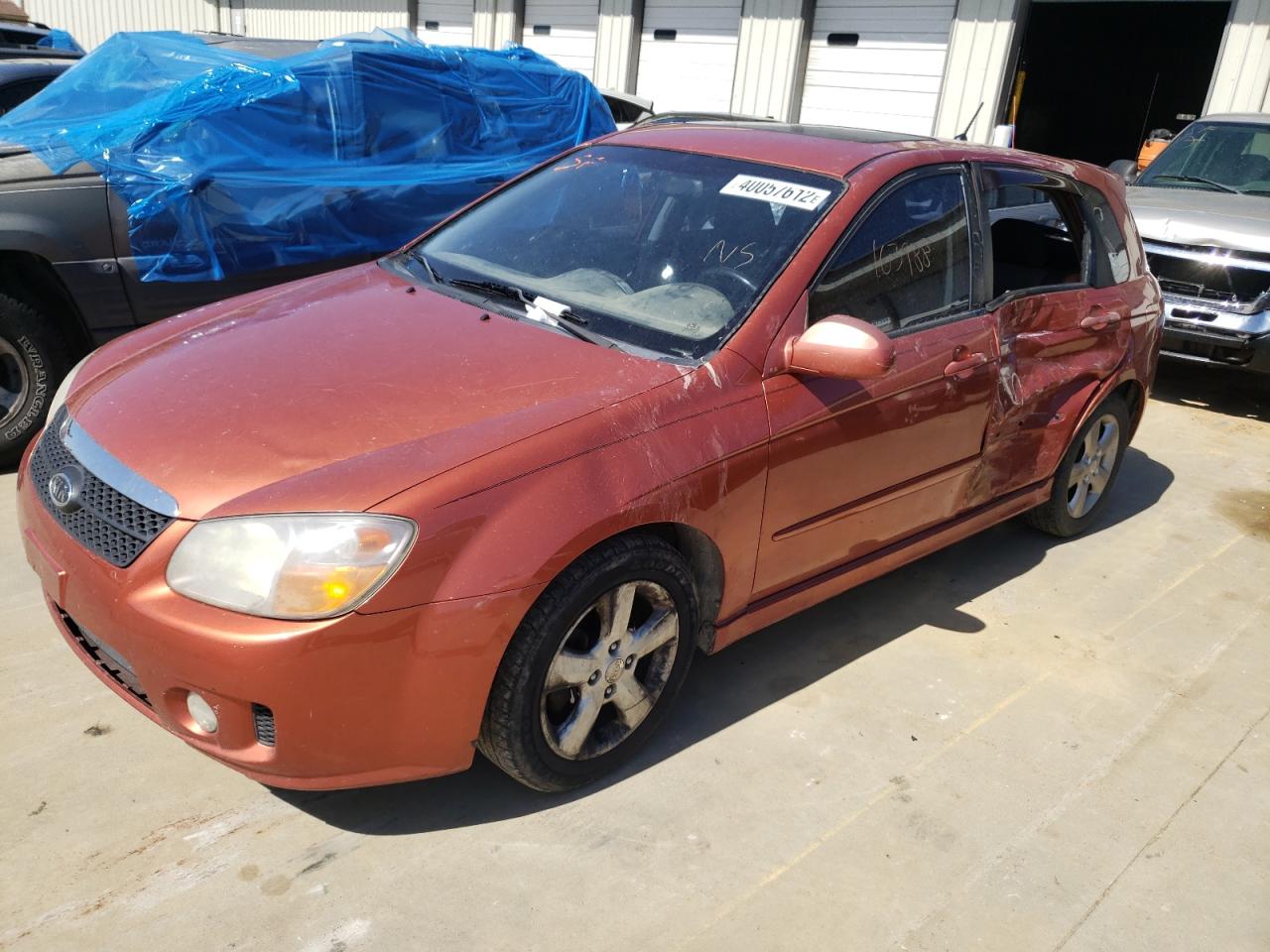 Photo 2 from auction – 2007 KIA SPECTRA5 S with VIN KNAFE161275009018