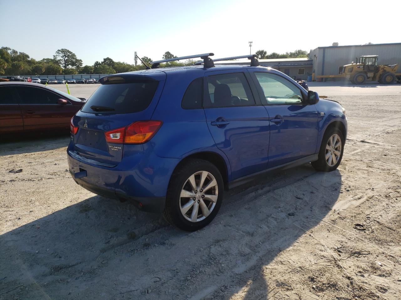Photo 4 from auction – 2015 MITSUBISHI OUTLANDER with VIN 4A4AP3AU3FE020699