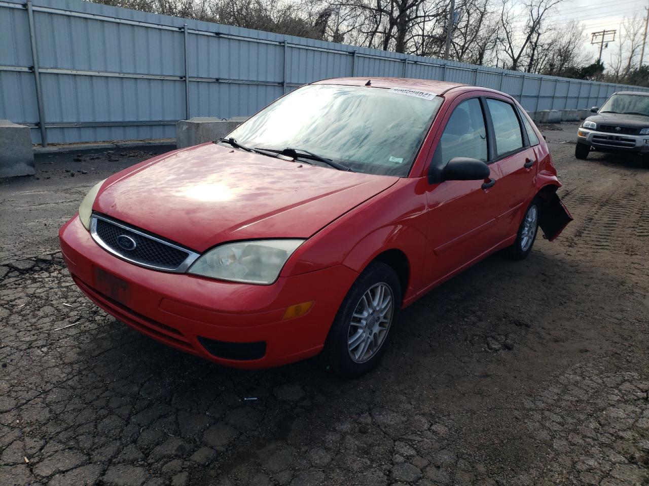 Photo 2 from auction – 2006 FORD FOCUS ZX4 with VIN 1FAFP34N06W173039