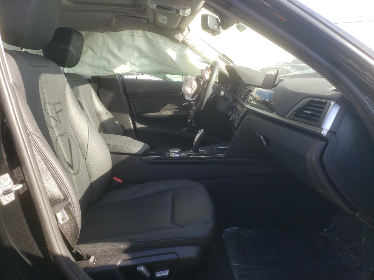 Photo 5 from auction – 2018 BMW 320 XI with VIN WBA8A3C53JA505449