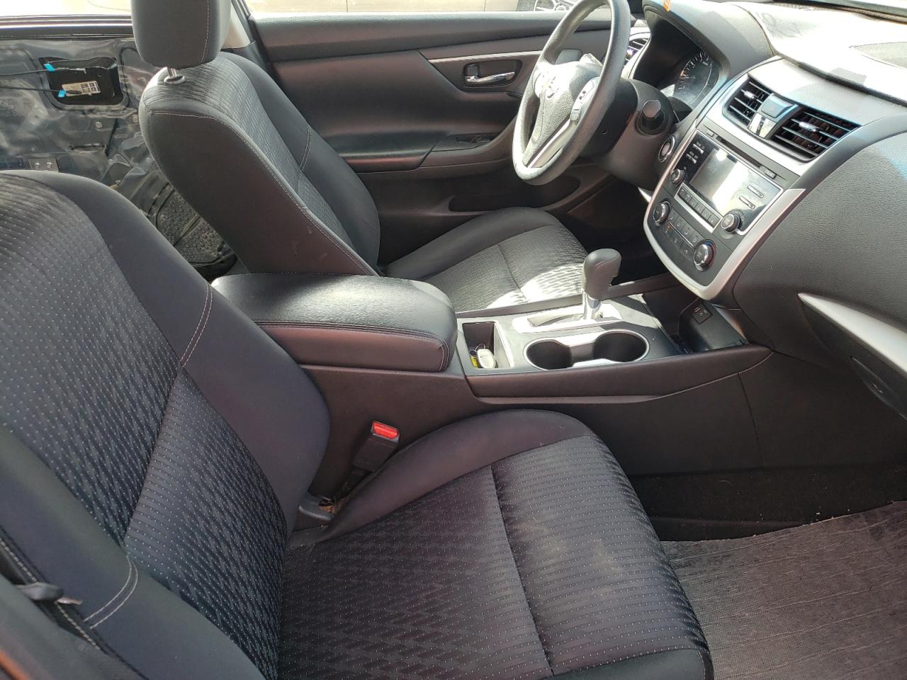 Photo 5 from auction – 2016 NISSAN ALTIMA 2.5 with VIN 1N4AL3AP2GC170075