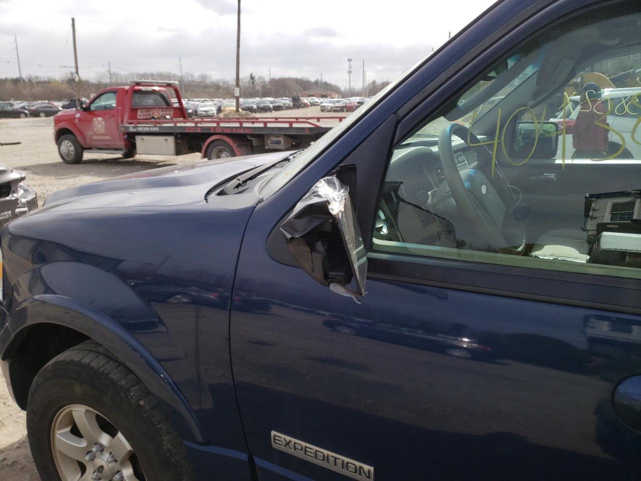 Photo 9 from auction – 2008 FORD EXPEDITION with VIN 1FMFU16588LA05766