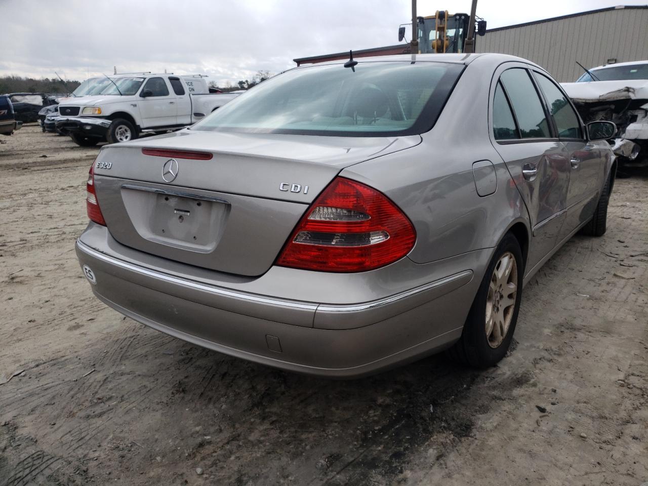 Photo 4 from auction – 2005 MERCEDES-BENZ E 320 CDI with VIN WDBUF26J65A736629