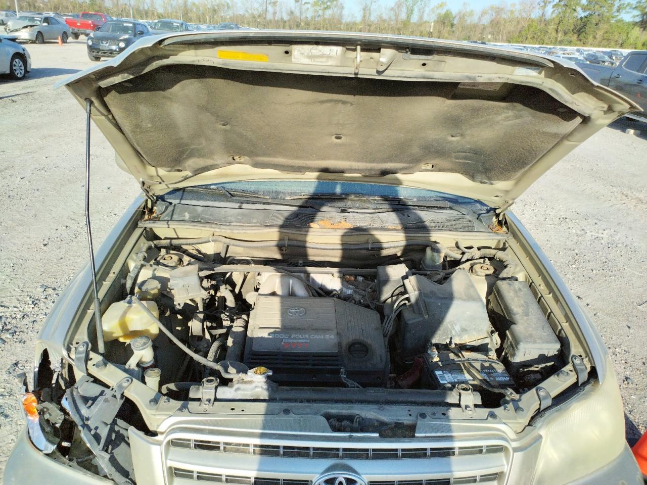 Photo 7 from auction – 2002 TOYOTA HIGHLANDER with VIN JTEGF21A820036548