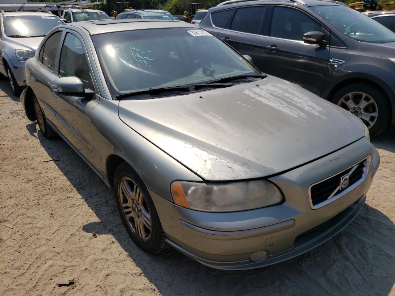 VOLVO S60 2.5T 2008 with VIN YV1RS592582681124 - Photo from auction