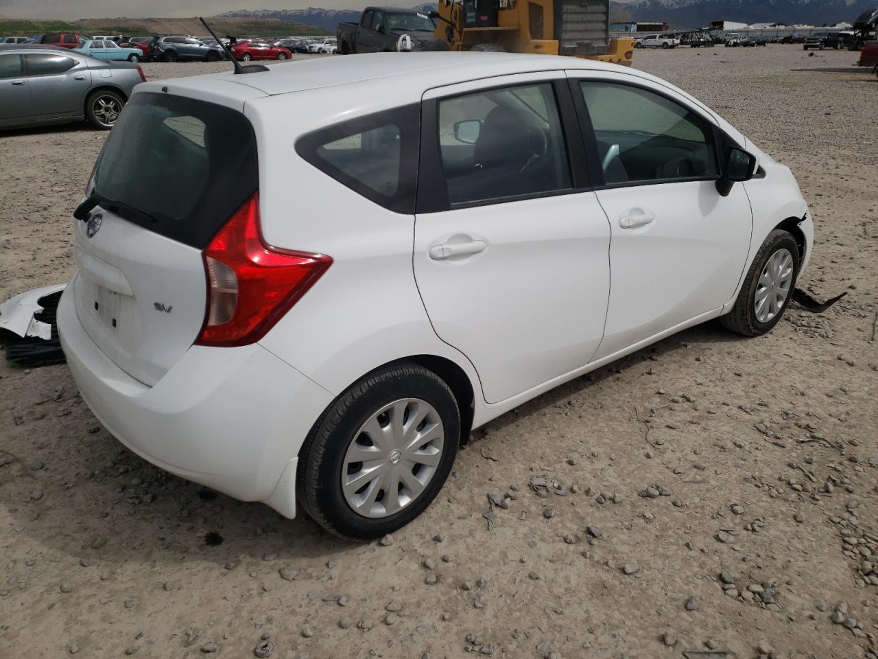 Photo 4 from auction – 2016 NISSAN VERSA NOTE with VIN 3N1CE2CP2GL405876