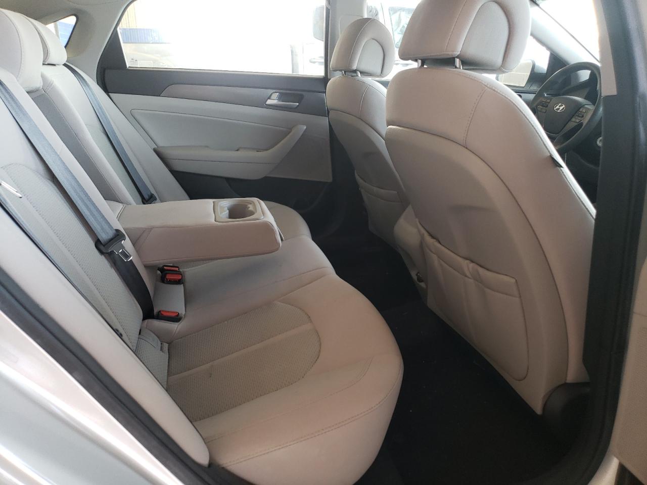 Photo 6 from auction – 2015 HYUNDAI SONATA SPO with VIN 5NPE34AF3FH066481