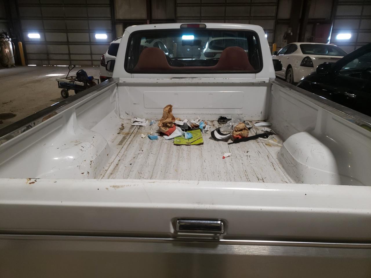 Photo 6 from auction – 1996 FORD F150 with VIN 1FTEF15N1TLA26043