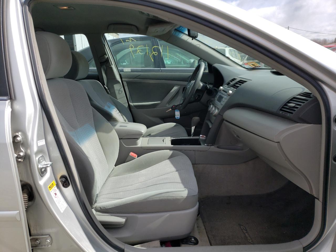 Photo 5 from auction – 2010 TOYOTA CAMRY BASE with VIN 4T1BF3EK4AU100501