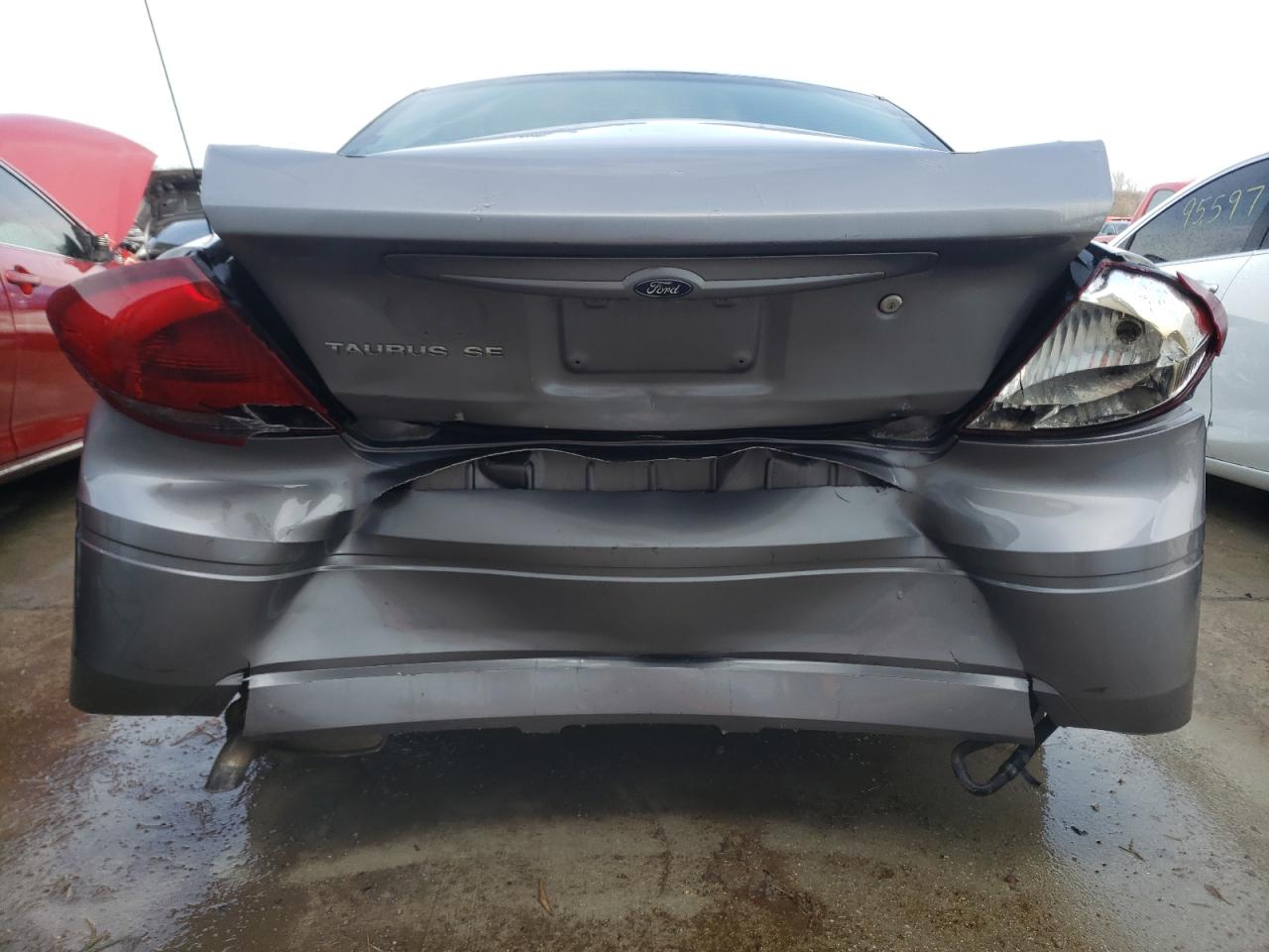 Photo 9 from auction – 2006 FORD TAURUS SE with VIN 1FAFP53U46A197507