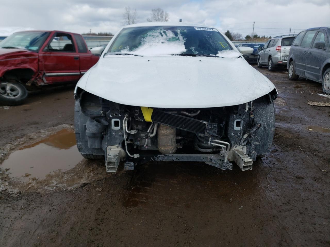 Photo 9 from auction – 2015 CHRYSLER 200 LIMITE with VIN 1C3CCCAG3FN516399