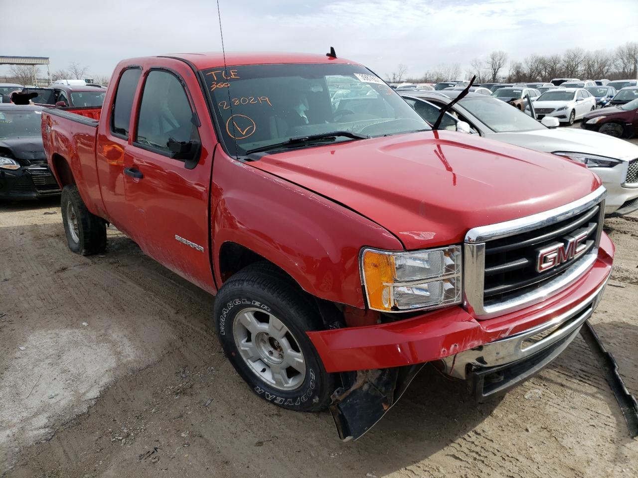 GMC SIERRA K15 2010 with VIN 1GTSKVE31AZ280219 - Photo from auction