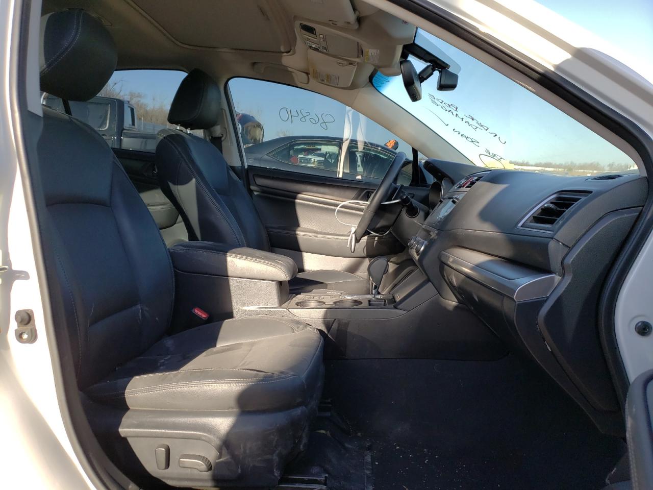 Photo 5 from auction – 2017 SUBARU LEGACY 2.5 with VIN 4S3BNAN68H3025266